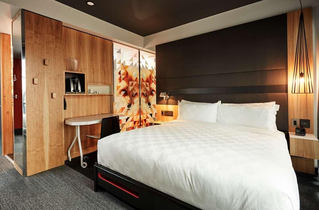 Alt Hotel Calgary East Village Phòng bức ảnh